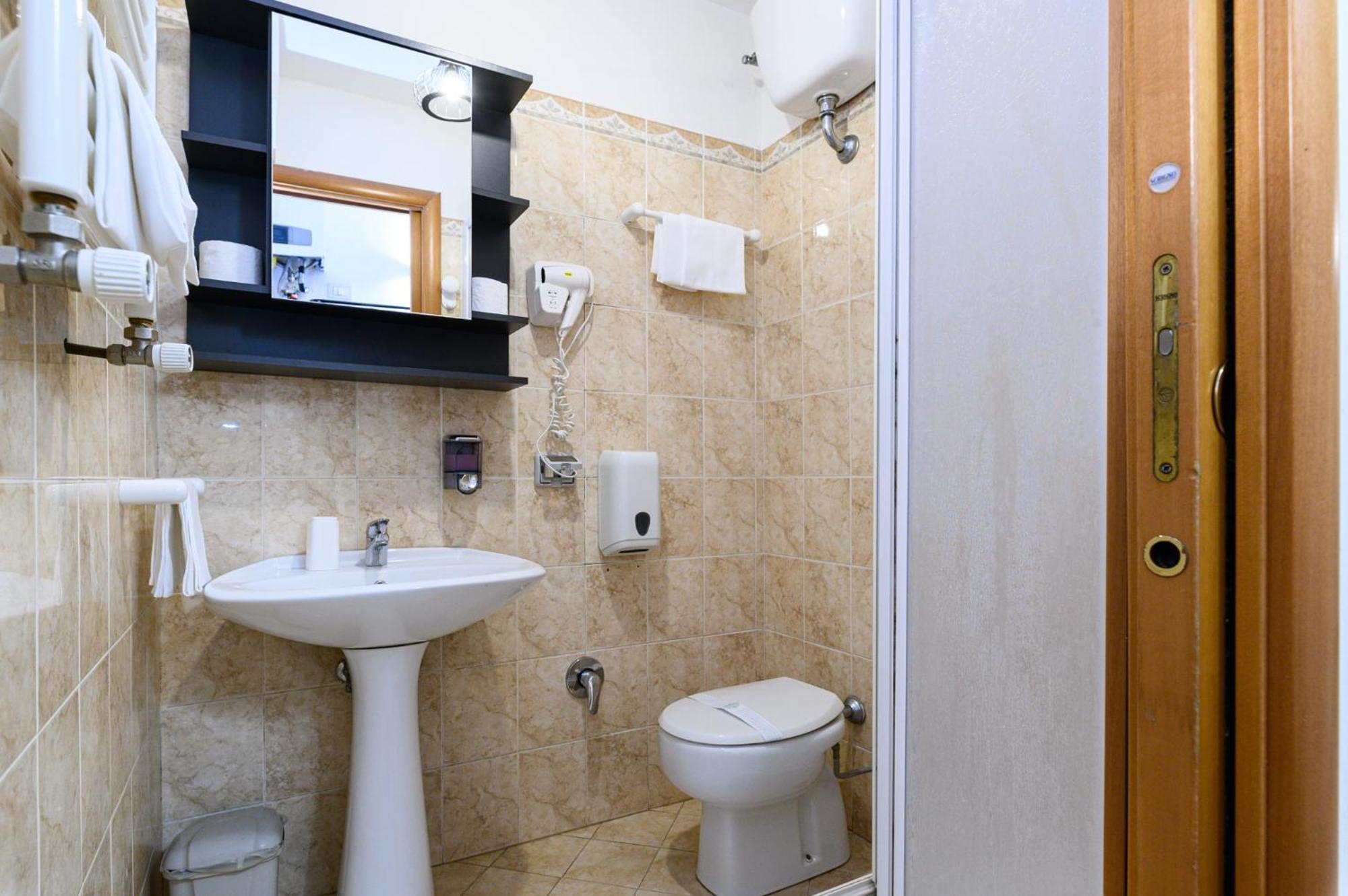 Julia Apartment Rom